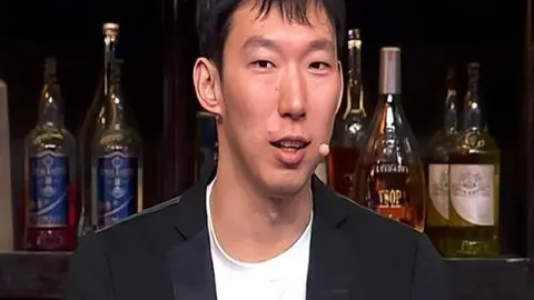 激情对决！热苏斯领航，特罗萨德出战，阿森纳对曼联，姆伯莫、马奎尔火力全开！